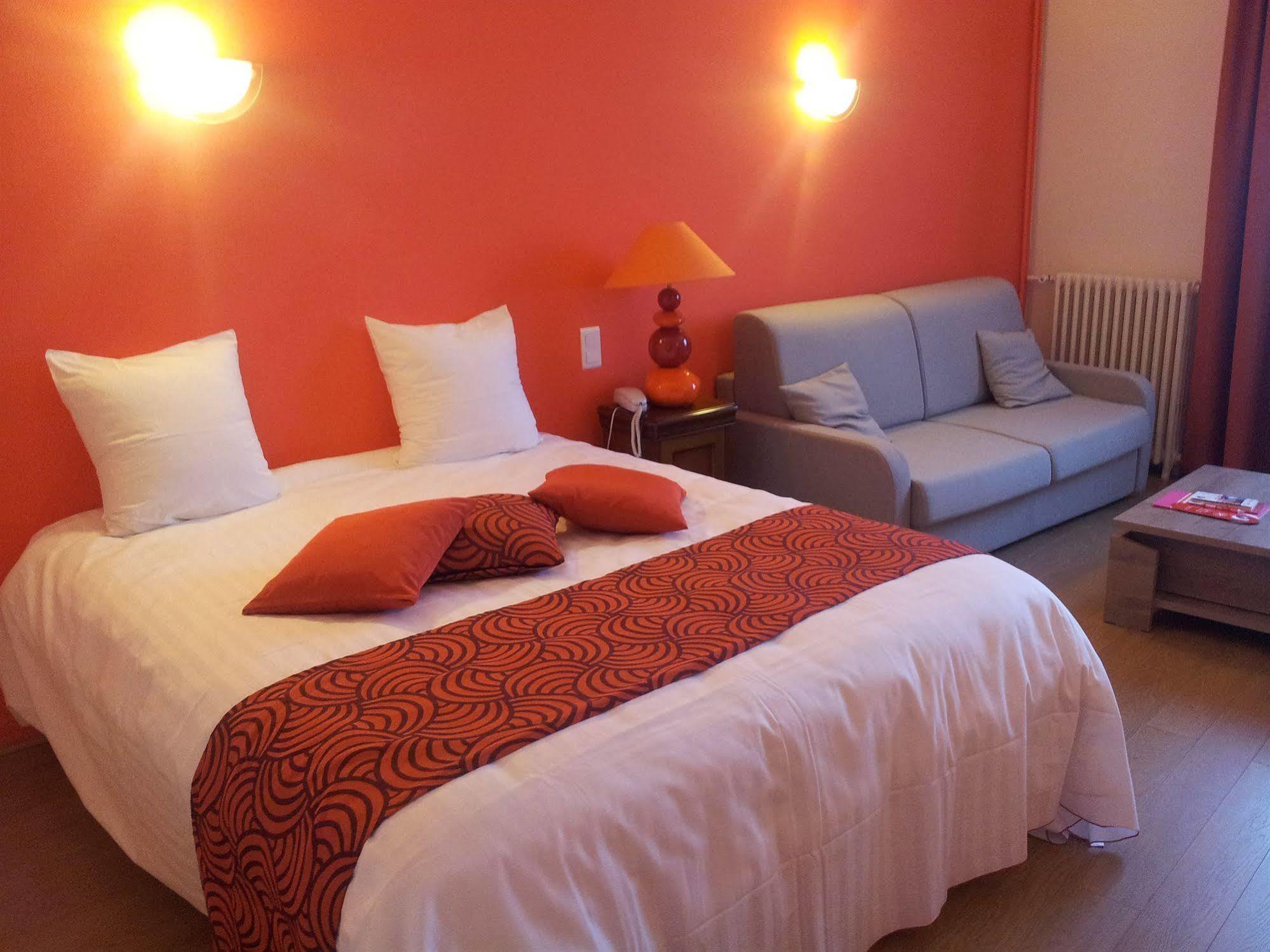 Hotel Le Chapon Fin Moissac Eksteriør bilde